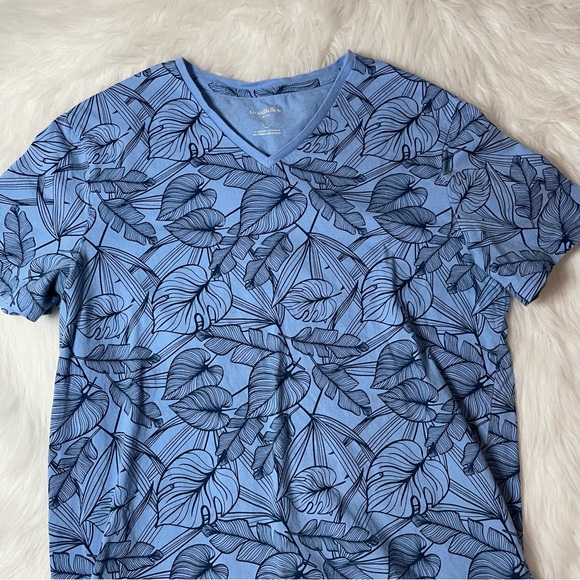 Goodfellow & Co Graphic Tee - Picture 3 of 6